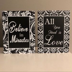 Black and White Decor